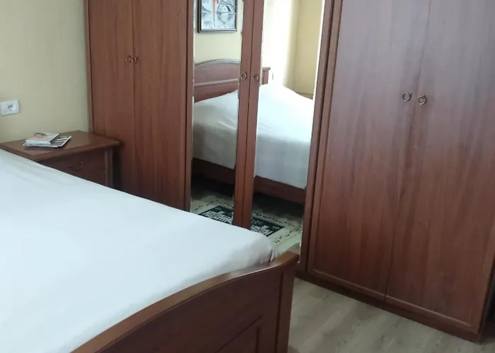 Seaview In Beach, Albania -elavator, Air-condition, Internet Provided