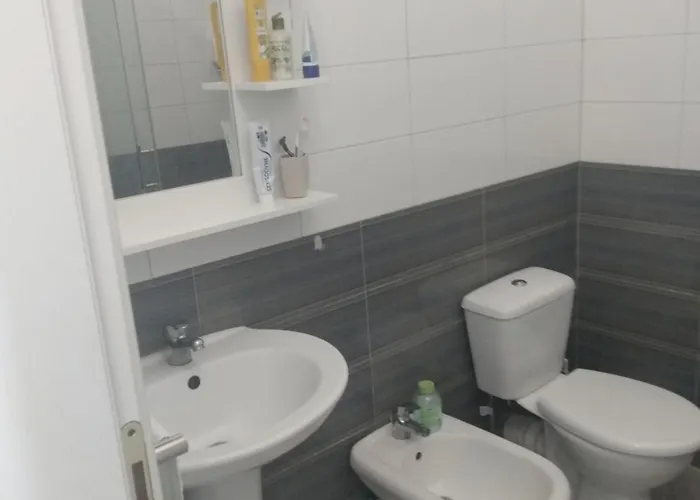 Seaview In Beach, Albania -elavator, Air-condition, Internet Provided * Durrës