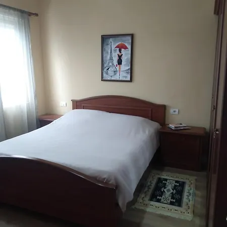 Seaview In Beach, Albania -elavator, Air-condition, Internet Provided Durres